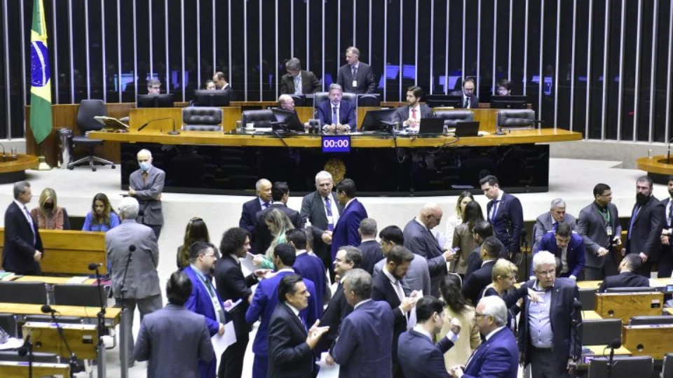 Desoneração da folha deve ser votada pelo plenário da Câmara dos Deputados nesta 4ª feira