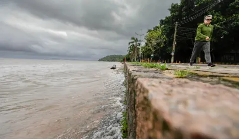 Prefeitura de Porto Alegre anuncia fechamento das comportas do Rio Guaíba