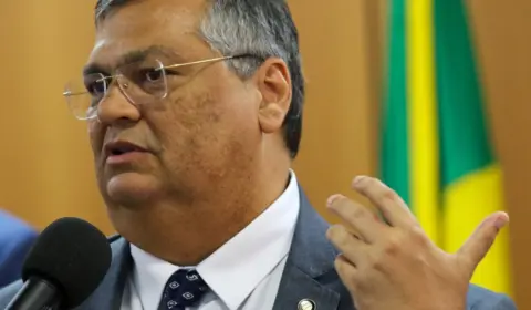 Dino herdará processos sobre aborto, CPI da Covid e indulto natalino de Bolsonaro