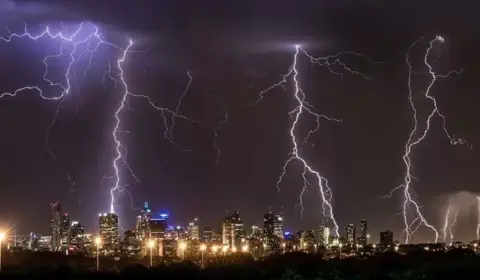 Onda de temporais atingirá regiões Sul e Sudeste nesta semana