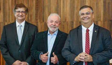 Lula indica Flávio Dino para o Supremo, e Paulo Gonet à PGR