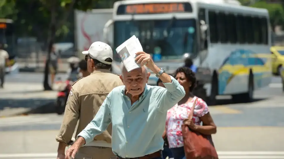 Calor aumenta e Rio registra sensação recorde de 58,5°C de manhã