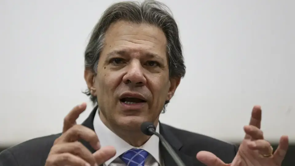 Haddad vai apresentar proposta para substituir desoneração da folha de pagamento até o final do ano