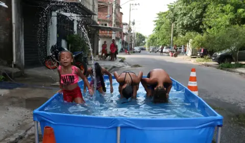 Rio de Janeiro tem calor recorde e registra sensação térmica de quase 60°C