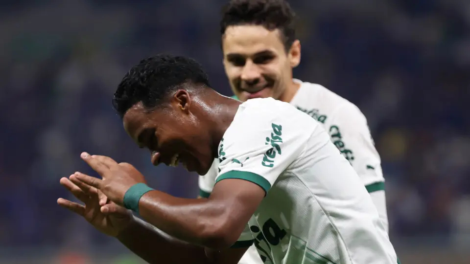 Palmeiras é campeão brasileiro após empate com o Cruzeiro