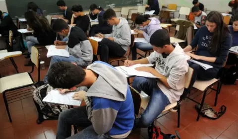 Poupança de incentivo a estudantes do Ensino Médio terá R$ 6,1 bilhões