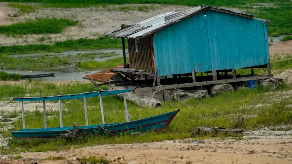 Bacia Amazônica registra os menores volumes de chuva dos últimos 40 anos