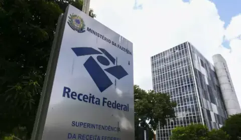 Receita Federal revoga isenção fiscal a líderes religiosos dada por Bolsonaro