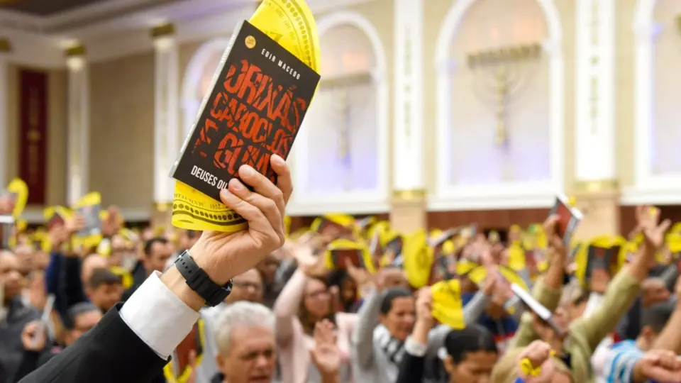 Intolerância Religiosa na sessão de descarrego na Igreja Universal