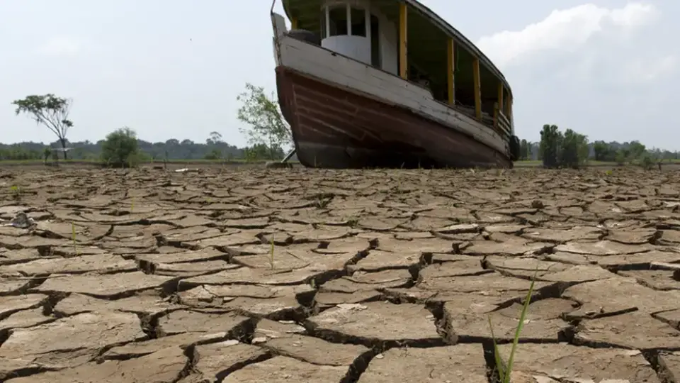 Com março mais quente da história, Terra tem 10º mês seguido com recorde de calor