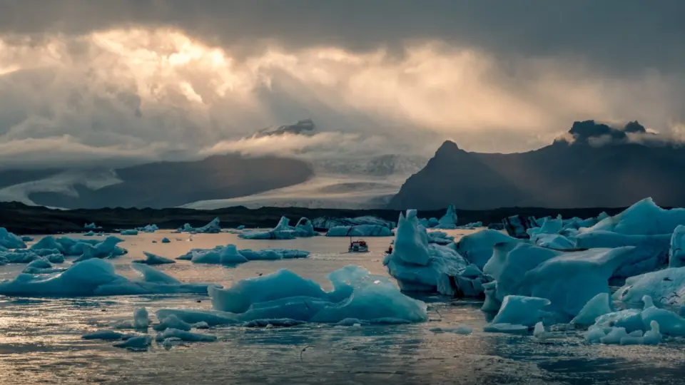 Oceanos batem novo recorde de temperatura em 2023, aponta estudo