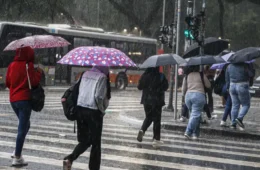 Ciclone provoca chuva forte no Rio e em São Paulo nos próximos dias