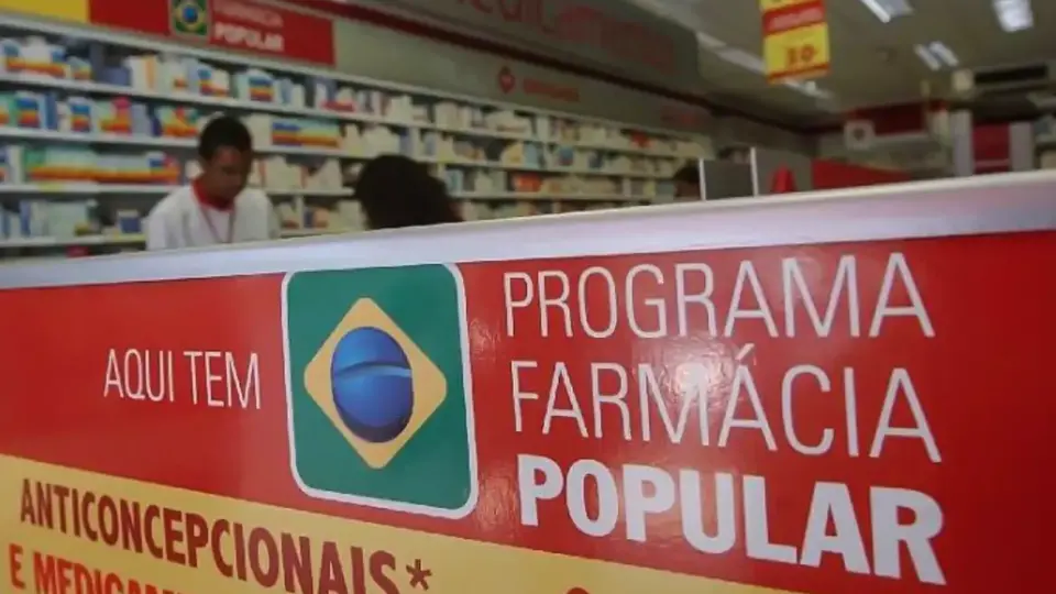 Farmácia Popular distribuiu R$ 7,4 bi a falecidos de 2015 a 2020