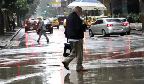 Grande SP registra chuva intensa e granizo; Inmet alerta para temporais no RJ e MG