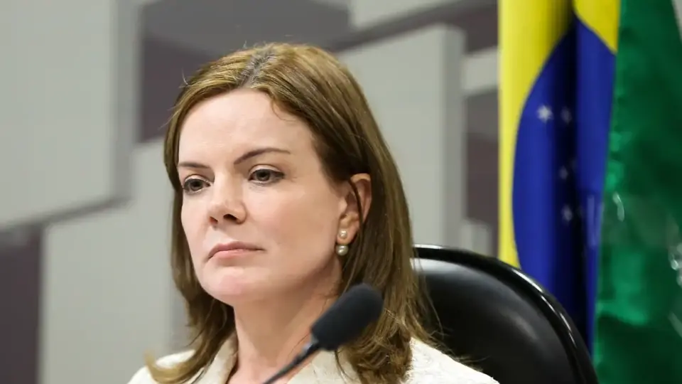 Gleisi Hoffmann, sobre emendas parlamentares: ‘R$ 53 bilhões é um ultraje’