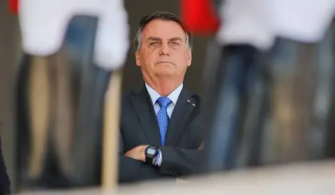 TSE multa Jair Bolsonaro em R$ 15 mil por notícia falsa contra Lula em 2022