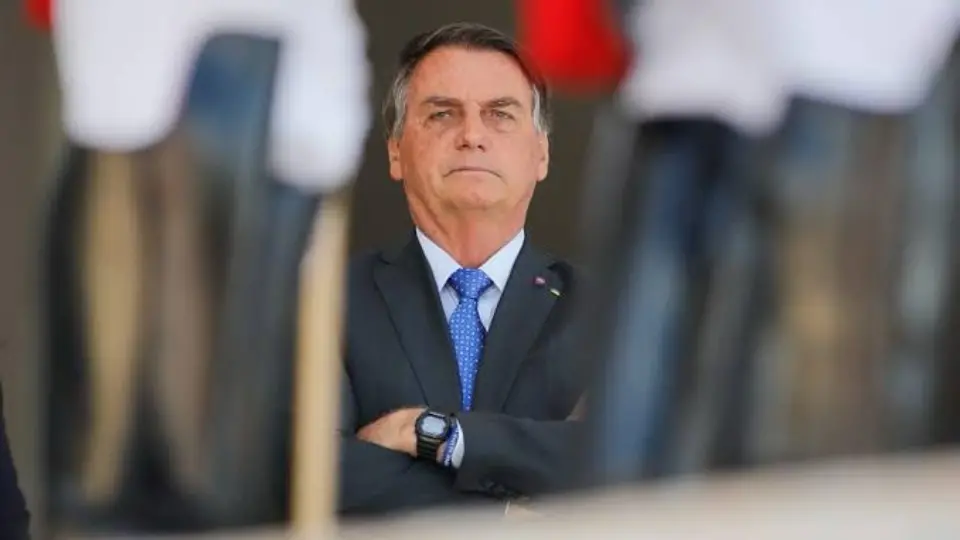 TSE multa Jair Bolsonaro em R$ 15 mil por notícia falsa contra Lula em 2022