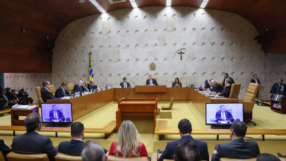 STF decide que maiores de 70 anos podem se casar sem separação de bens