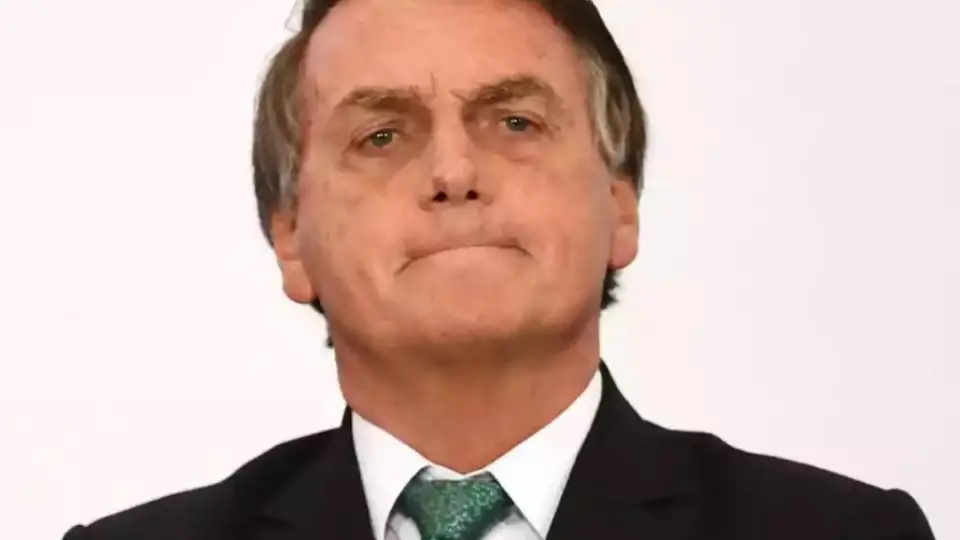 PF faz operação que mira Bolsonaro e seus aliados militares e civis; há presos