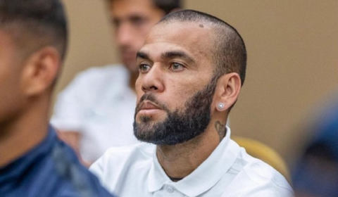 Daniel Alves pode deixar prisão hoje se pagar fiança de 1 milhão de euros