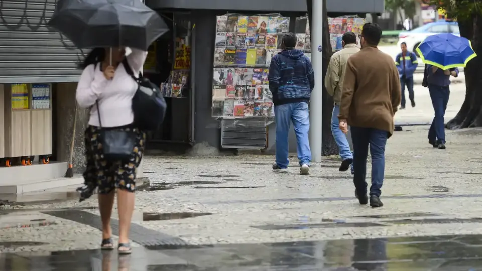 Frente fria chega ao Sudeste com quedas de temperaturas de até 14 °C