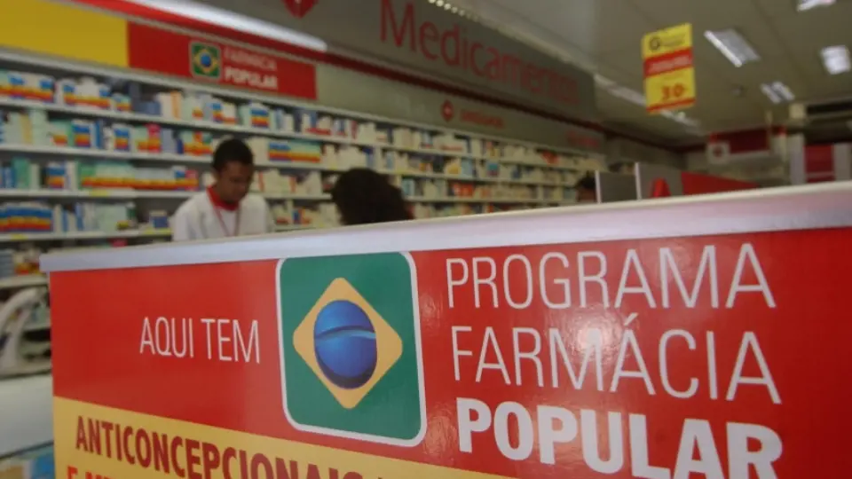 Saiba como obter medicamentos gratuitos pelo programa Farmácia Popular