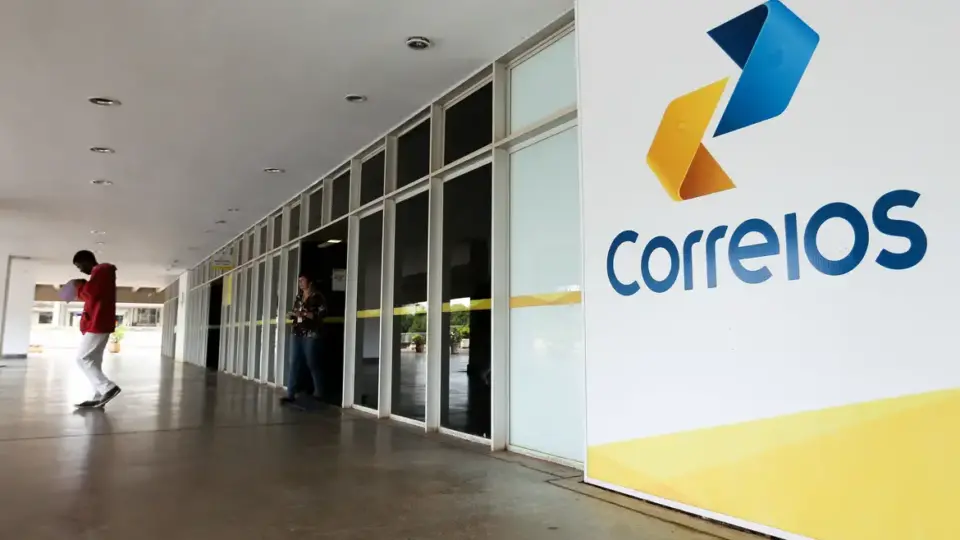 Correios atenderão a serviços da Caixa, como seguro-desemprego e FGTS