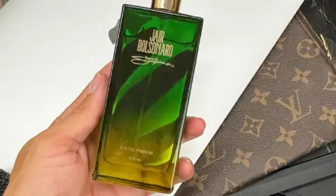 Depois de Michelle, Jair Bolsonaro terá sua própria linha de perfume