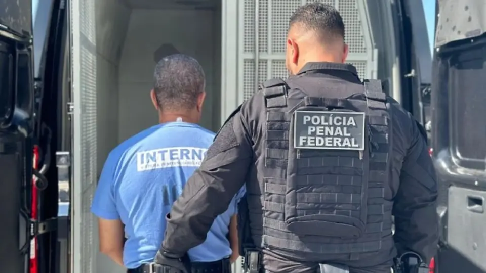 Fernandinho Beira-Mar e outros detentos são transferidos de penitenciária em Mossoró