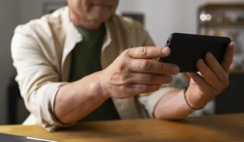 Brasileiros criam sensor que detecta em três minutos doenças como Alzheimer