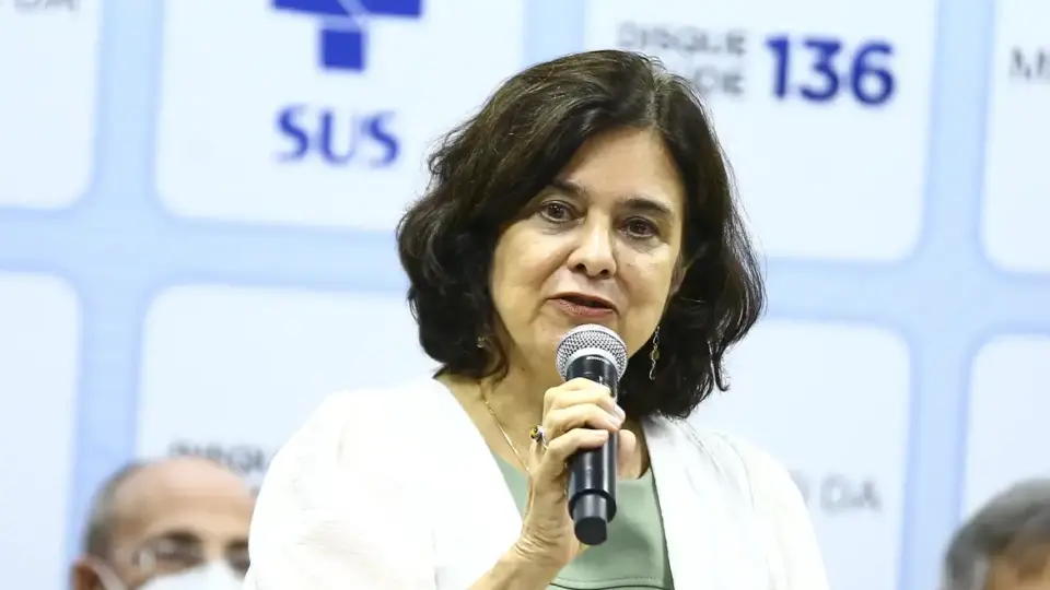 Governo anterior negou e abandonou a ciência, diz ministra Nísia Trindade