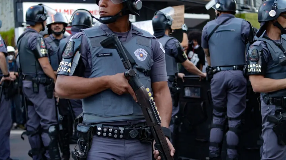 Gestão Tarcísio encerra operação da PM que resultou em 56 mortes na Baixada Santista