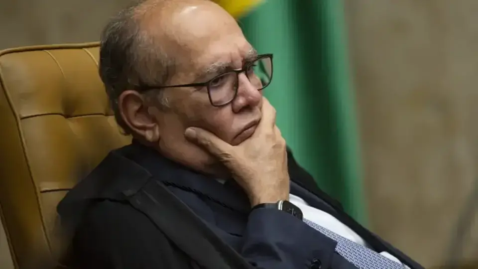 Evento de Gilmar Mendes reúne juízes, políticos e empresários em Portugal e recebe críticas