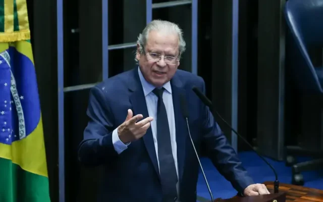 Gilmar Mendes, do STF, anula todas as condenações de José Dirceu