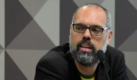 Allan dos Santos descumpre decisão de Moraes e abre 39ª conta no Instagram