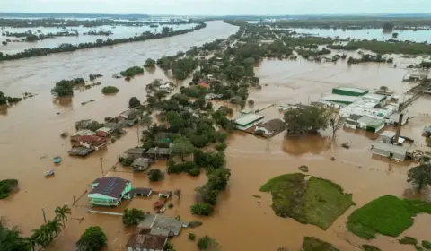 Deputado diz que Eduardo Leite ignorou relatório sobre prevenção de tragédias climáticas