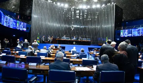 Senado aprova renovação e ampliação das cotas raciais para concursos públicos