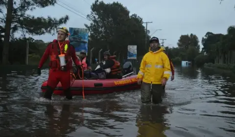 Chuva forte deixa região sul do RS em alerta para risco de novas inundações