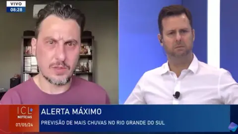 Leandro Demori se emociona ao falar sobre situação do Rio Grande do Sul diante de tragédia climática