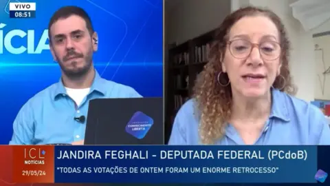 Esquerda precisa enfrentar senso comum e disputar hegemonia com extrema direita, diz Jandira Feghali