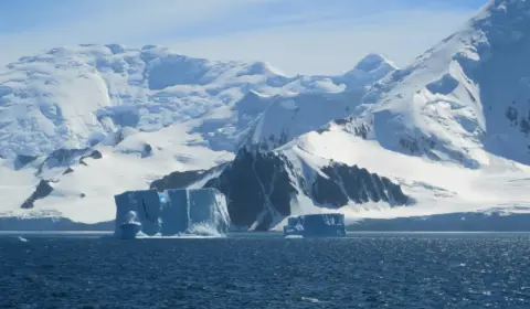 Temperatura dos oceanos em 2023 foi a mais quente da história