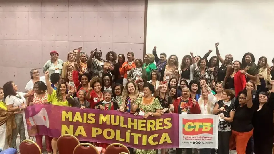 Caravana roda o Brasil incentivando participação feminina na política