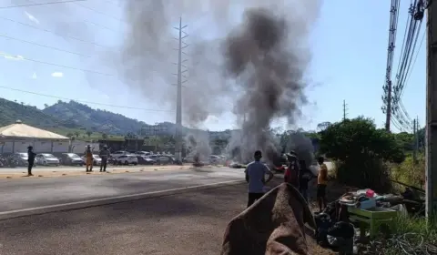 Trabalhadores rurais bloqueiam rodovia no PA em protesto contra visita de Bolsonaro