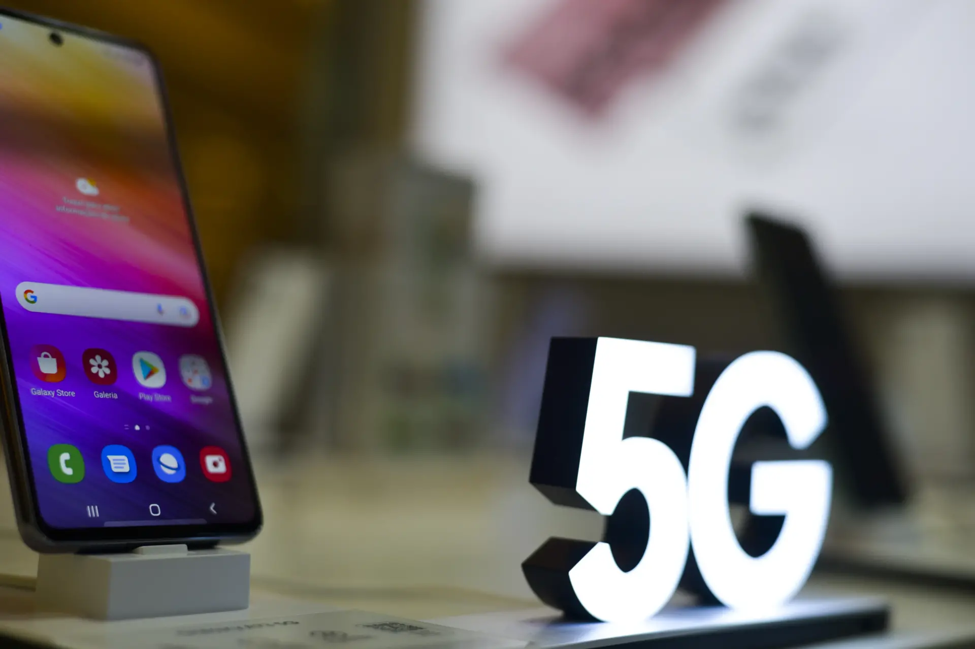 Rede 5G chega a 600 municípios