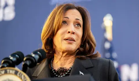 Kamala Harris ganha apoio entre os democrata para substituir Biden nas eleições americanas