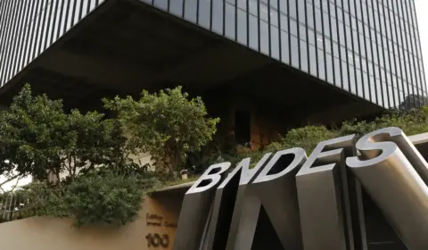 Inscrições no concurso do BNDES com salário de R$ 20,9 mil terminam hoje