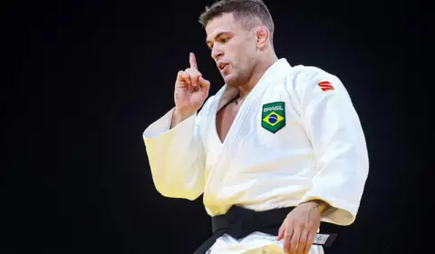 Judô dá as duas primeiras medalhas para o Brasil em Paris; Rayssa Leal fica com bronze 