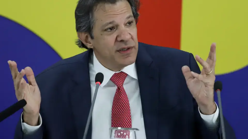 Isenção a carnes pode elevar alíquota geral do futuro IVA em 0,53 ponto, diz Haddad