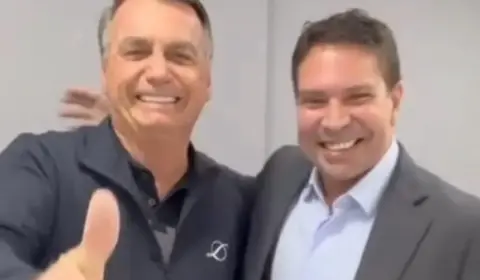 Bolsonaro grava vídeo ao lado de Alexandre Ramagem