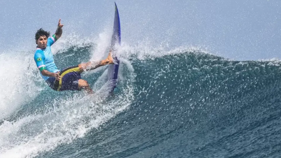 Gabriel Medina conquista medalha de bronze nas Olimpíadas de Paris